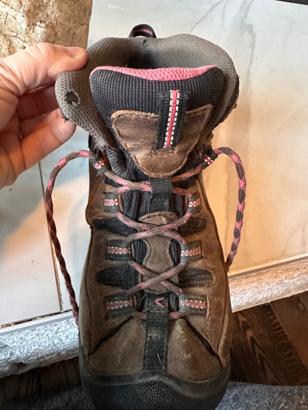 Women's Keen Targhee II Mid Waterproof Hiking Boots - Size 7 - Picture 4 of 8